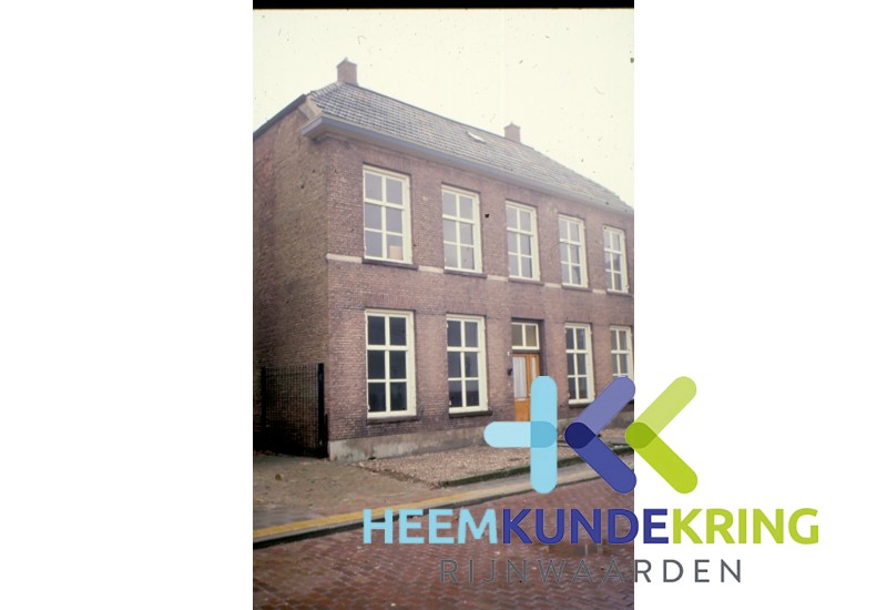 4-1987- Pastorie Ned. Hervormde kerk